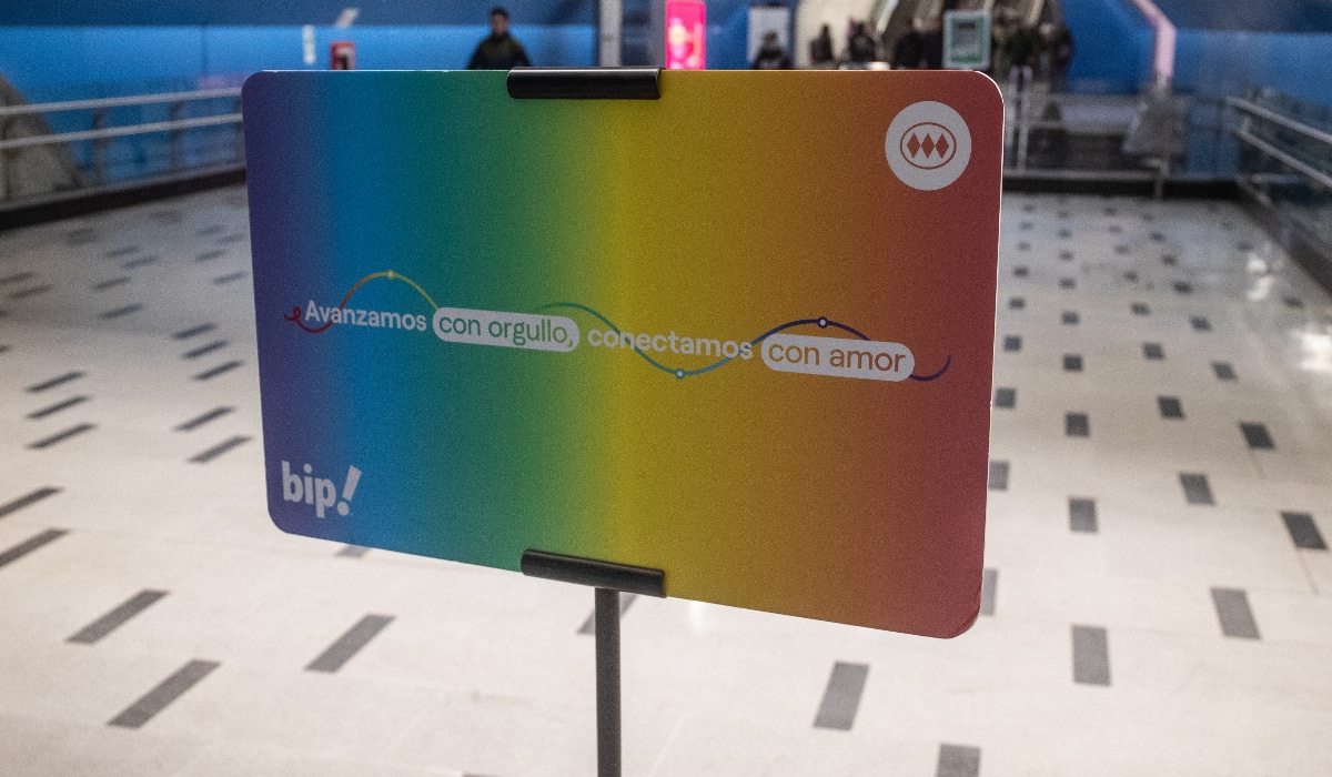 ¡Celebra-el-Orgullo-con-la-Tarjeta-Bip-Edicion-Especial-del-Metro-de-Santiago