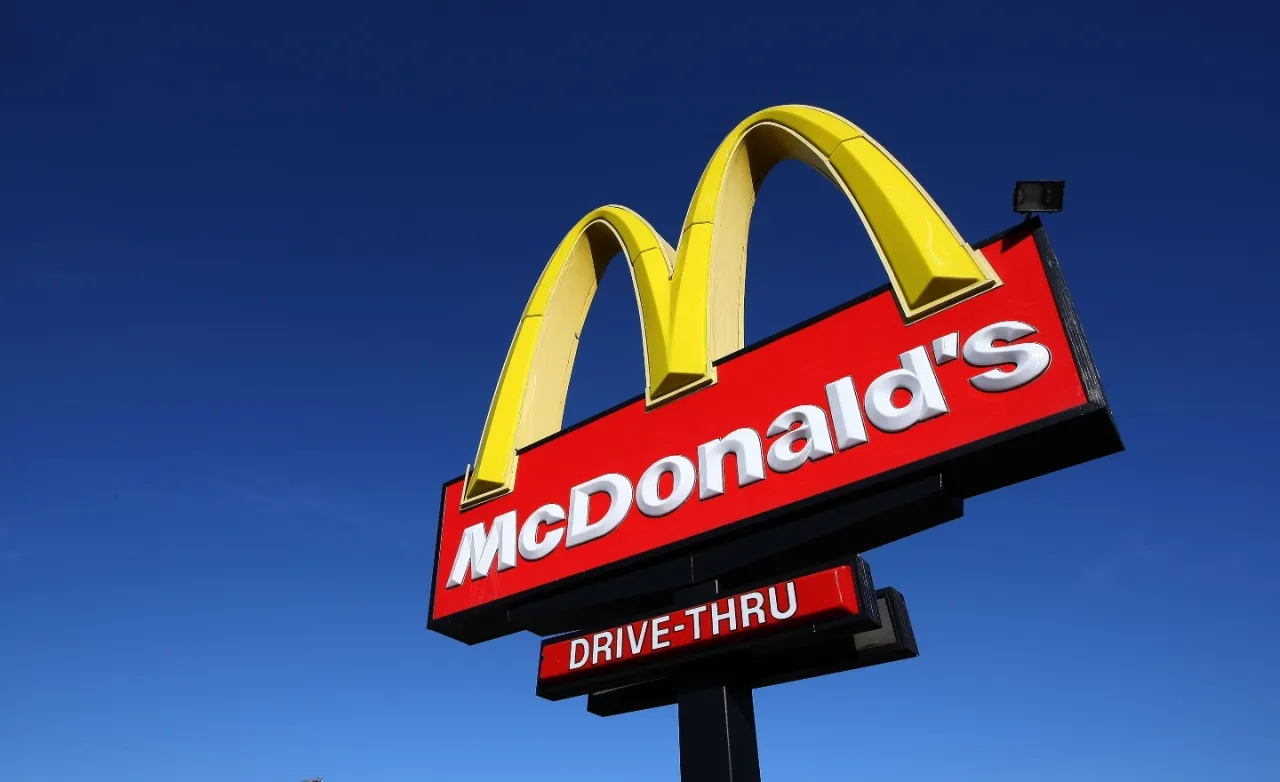 ca._mcdonalds_gettyimages-84709618-1-1