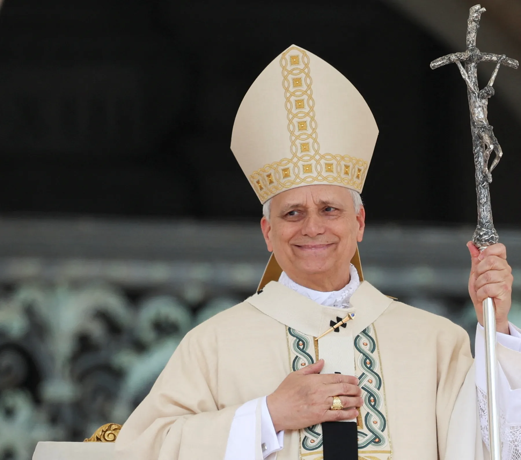 2025-05-18T112633Z_614222846_RC2AKEAXM4TW_RTRMADP_3_POPE-LEO-1747570325